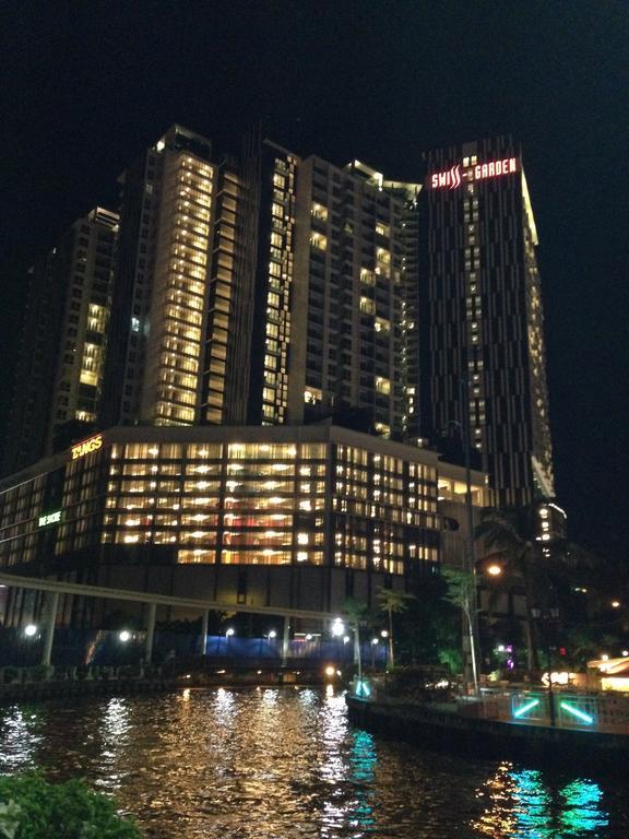 Relax & Chill At Malacca River ภายนอก รูปภาพ