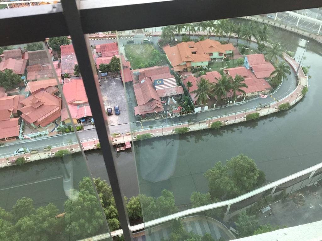 Relax & Chill At Malacca River ภายนอก รูปภาพ