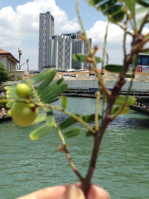 Relax & Chill At Malacca River ภายนอก รูปภาพ